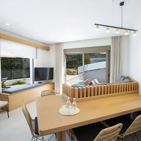 Inorato - Luxury With Private Swimming Pool * Kalamítsi